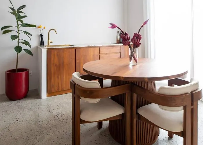 Seseh Townhouse - 2 Bedroom Ricefield House Holiday home *