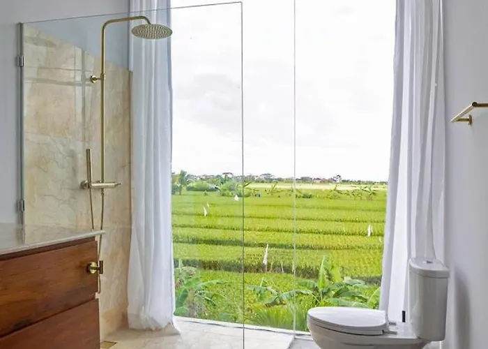 Seseh Townhouse - 2 Bedroom Ricefield House Holiday home Cemagi