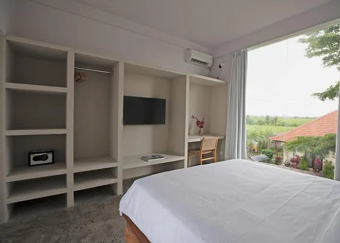 Seseh Townhouse - 2 Bedroom Ricefield House Holiday home *